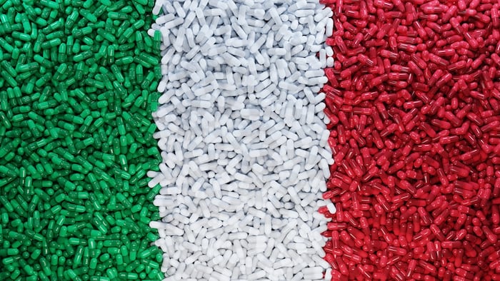 Italian flag in pills